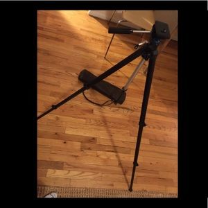 Camera tripod
